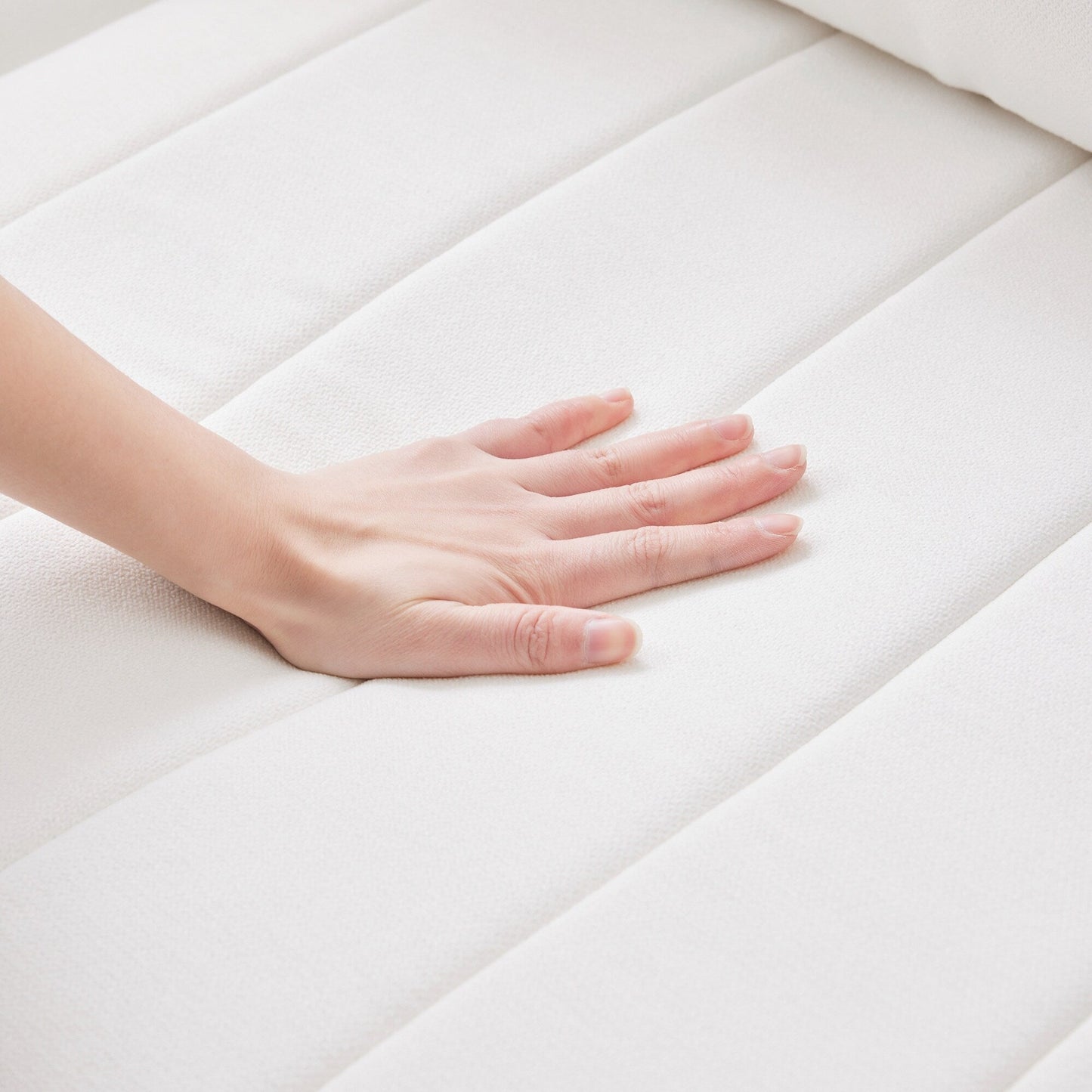 Divano componibile con strisce verticali, 2 cuscini, divano a 5 posti con pouf trasformabile, varie combinazioni, a forma di L