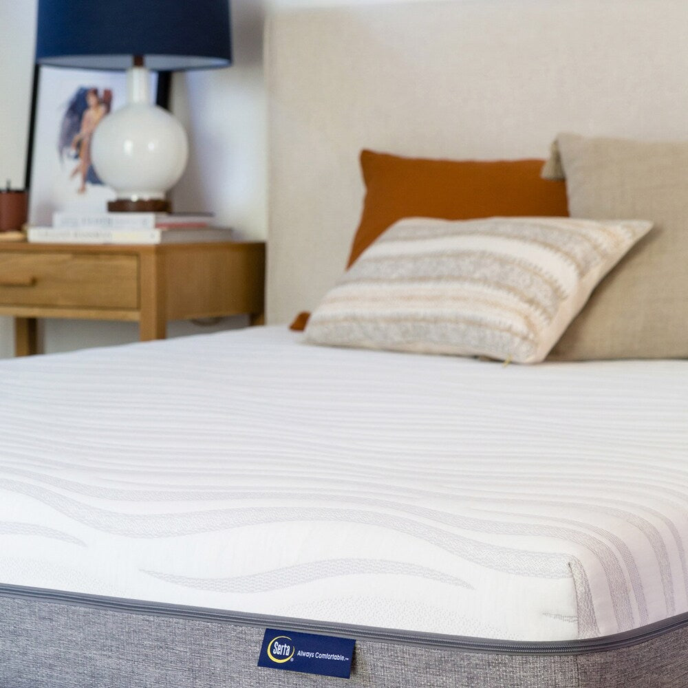 Materasso California King-size Serta in memory foam gel da 9 pollici in una scatola