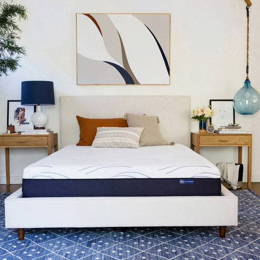 Materasso Serta Perfect Sleeper in memory foam gel da 10 pollici king-size in una scatola