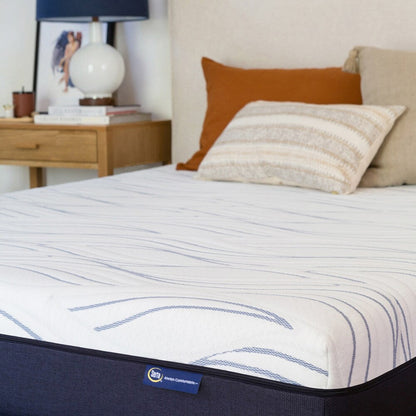 Materasso Serta Perfect Sleeper in memory foam gel da 10 pollici per letto matrimoniale in una scatola