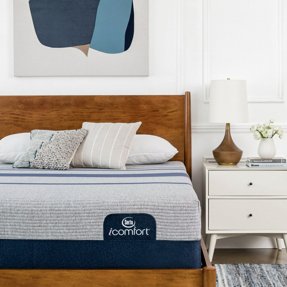 Materasso in memory foam Serta iComfort Blue Max 5000 da 13 pollici e set letto regolabile