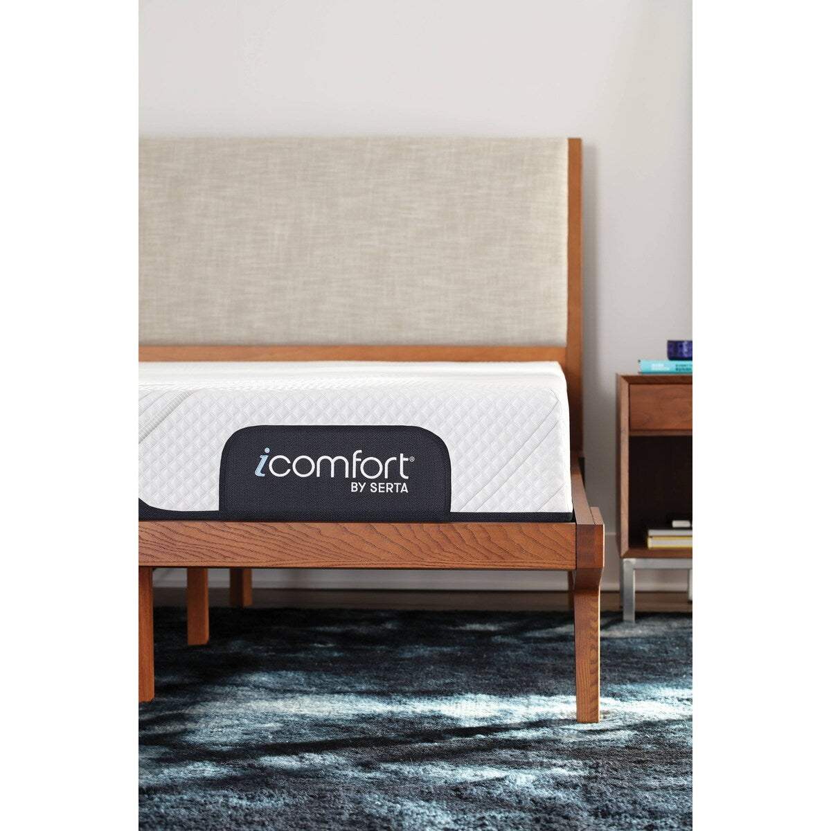 Materasso in schiuma media Serta iComfort CF1000 da 10 pollici