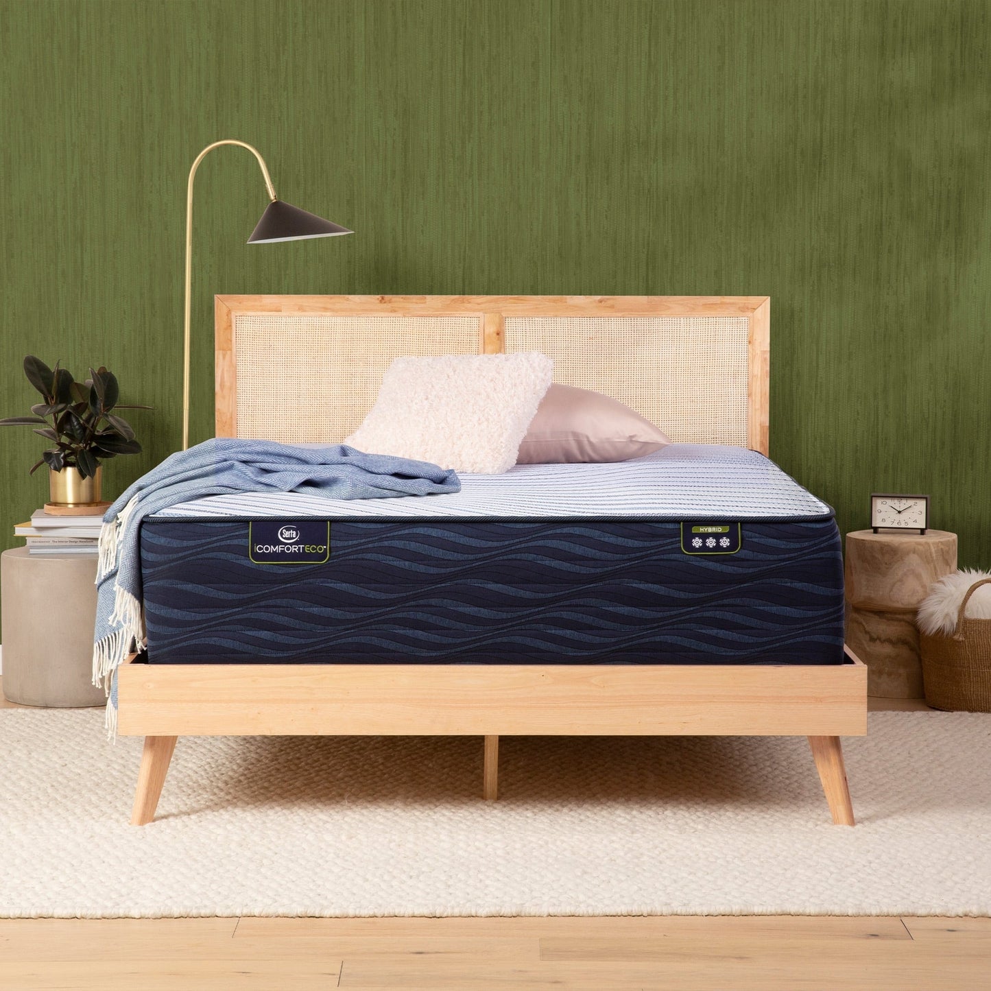 Set di materassi ibridi Serta iComfortECO S50UHD 16,75 cm, misura media