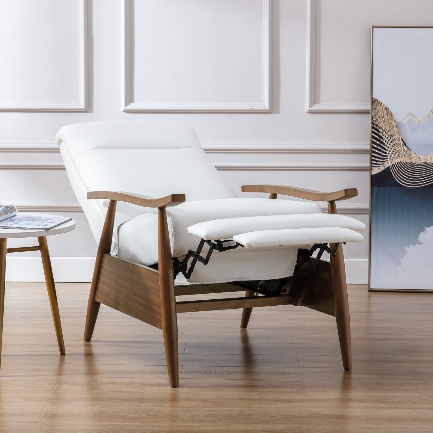 Poltrona reclinabile imbottita in legno con schienale reclinabile Sienna di Greyson Living