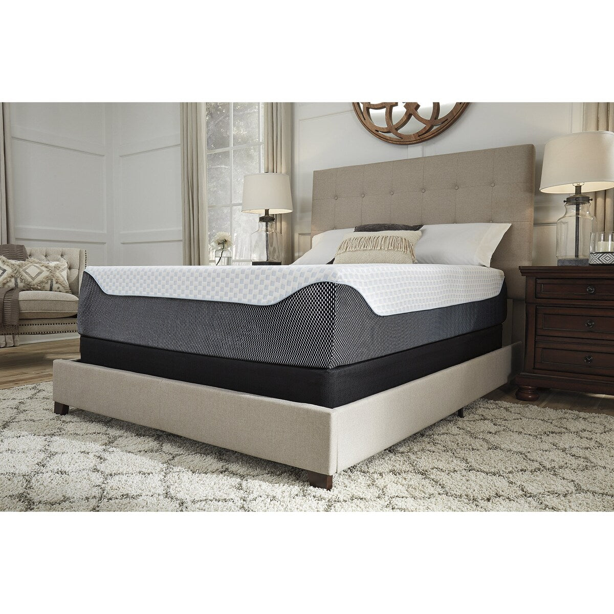 Pacchetto materasso king size Signature Design by Ashley Chime Elite da 14 pollici, nero/bianco, 2 pezzi
