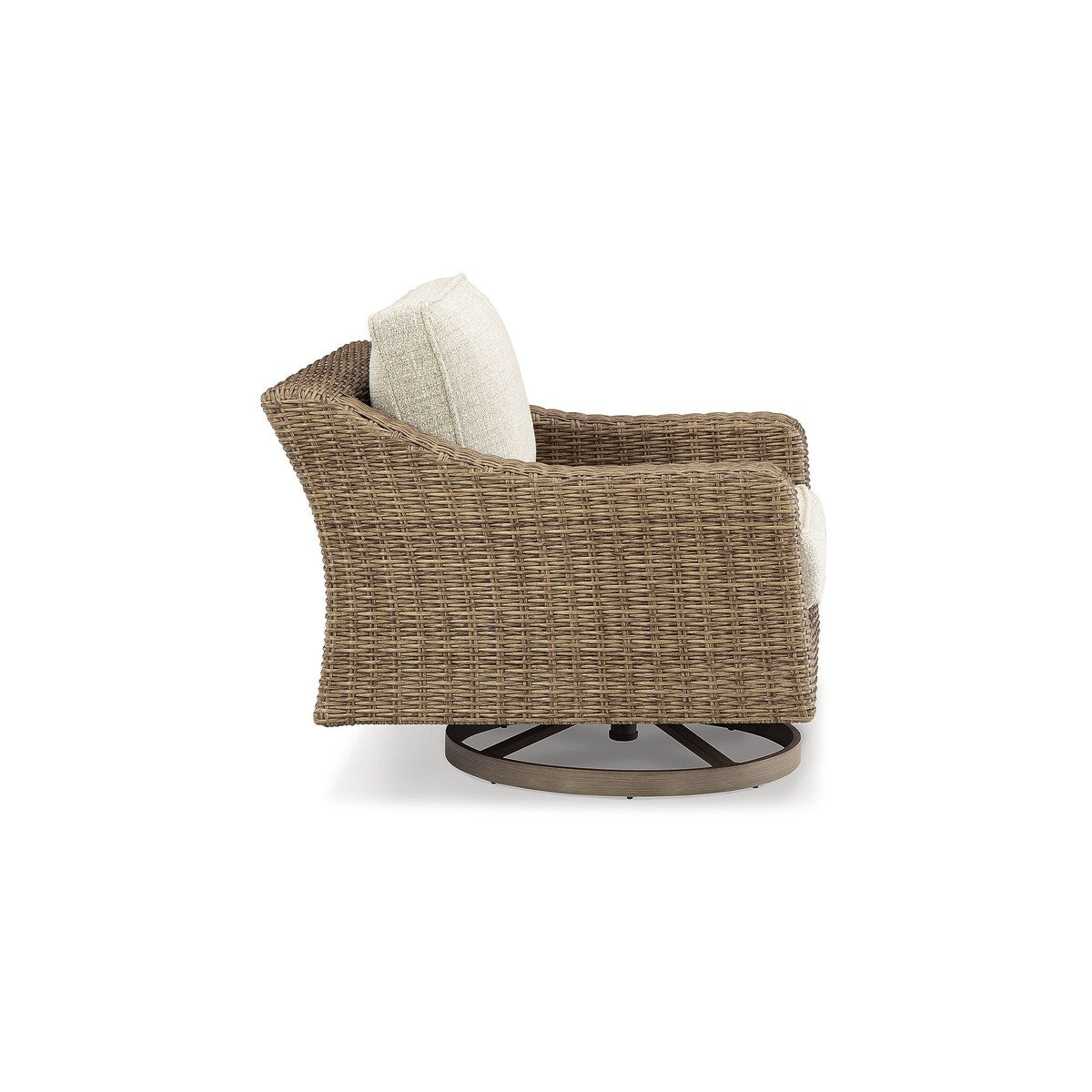 Divano da esterno Signature Design by Ashley Beachcroft e 2 poltrone con tavolino e 2 tavolini laterali