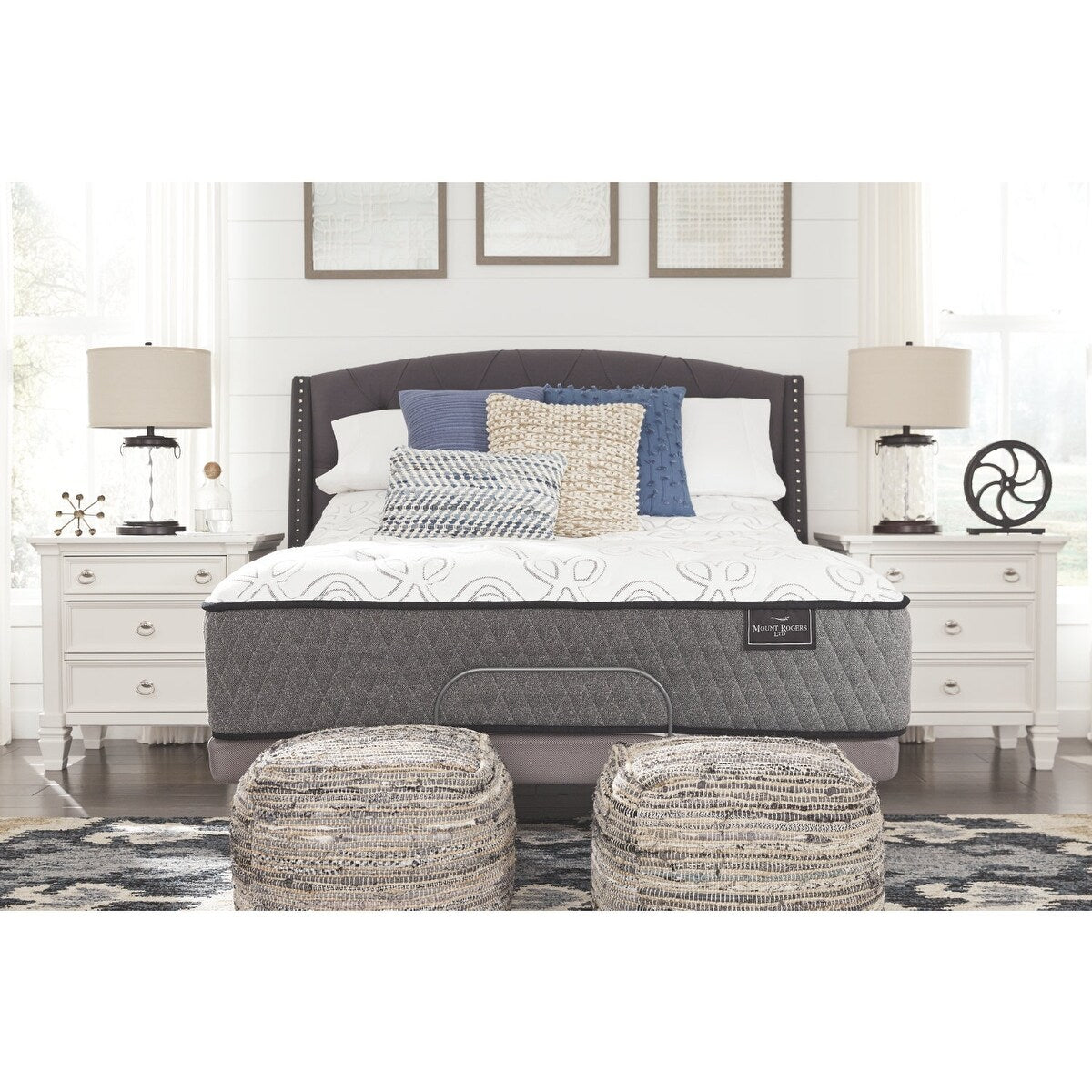 Materasso King California bianco Signature Design by Ashley Mt Rogers Ltd Plus da 15 pollici