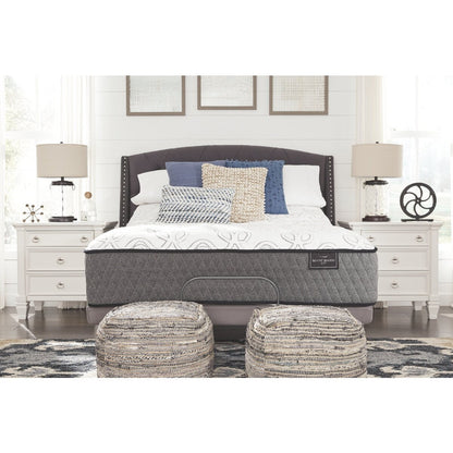 Materasso King California bianco Signature Design by Ashley Mt Rogers Ltd Plus da 15 pollici