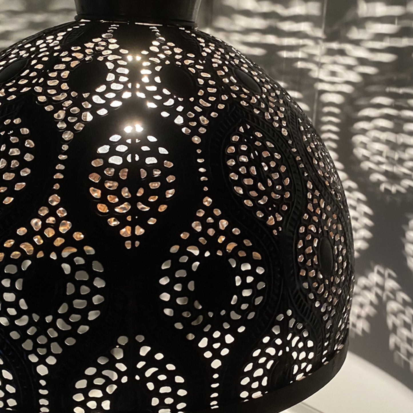 Lampada a sospensione con paralume in metallo bronzo antico Sigrid River of Goods - 11 x 11 x 11,25/70,25