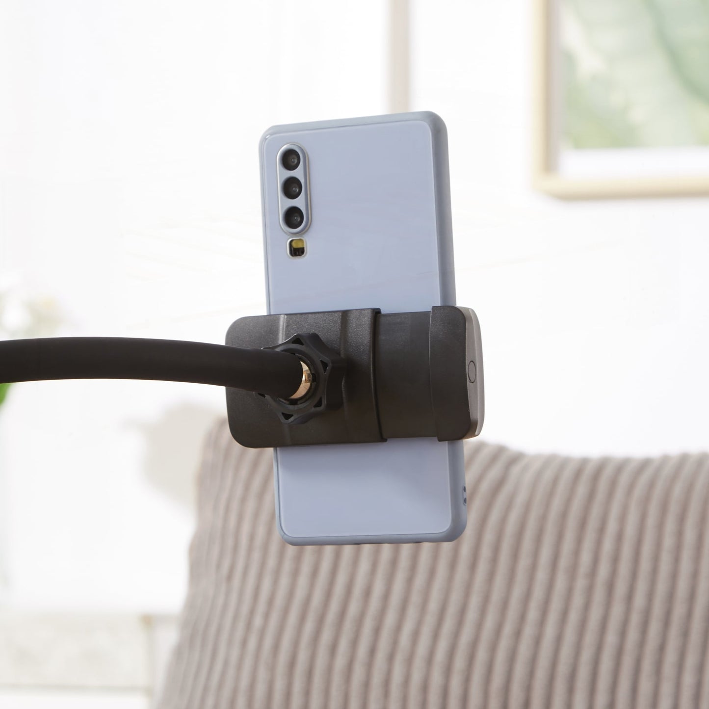 Divano letto in velluto a coste con porte USB