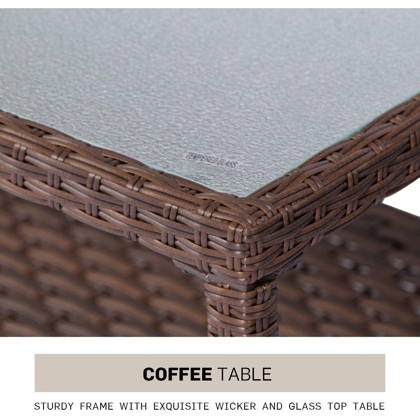 Set da conversazione con poltrona in vimini per patio da esterno da 4/5 pezzi, tavolino e cuscini