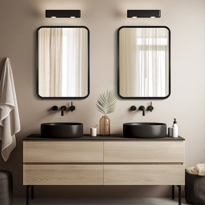 Specchio da parete rettangolare con angoli arrotondati e cornice in legno massello