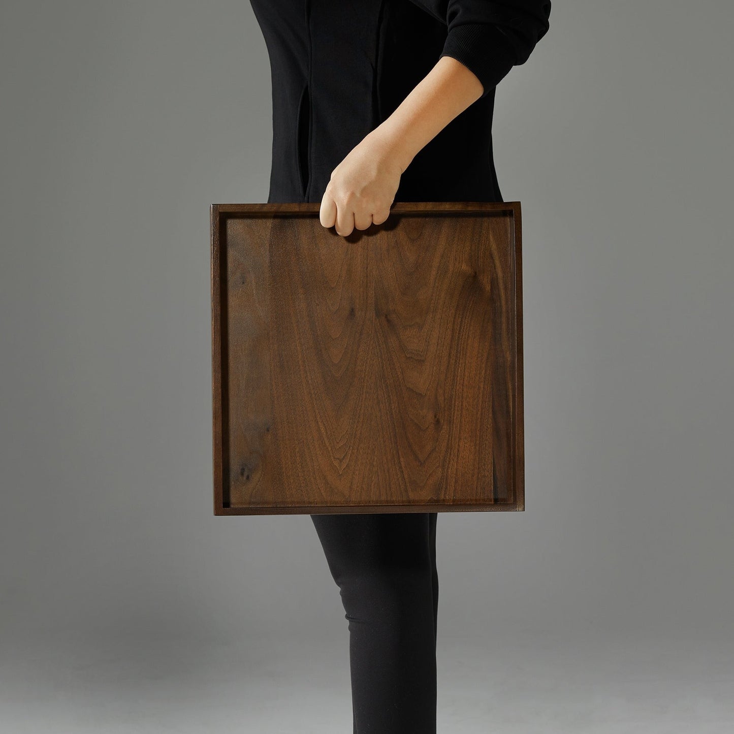 Vassoio da portata quadrato in legno di noce nero KINWELL con manici