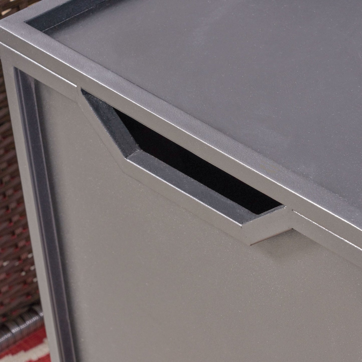 Set da esterno in vimini da 7 posti St. Lucia con braciere di Christopher Knight Home