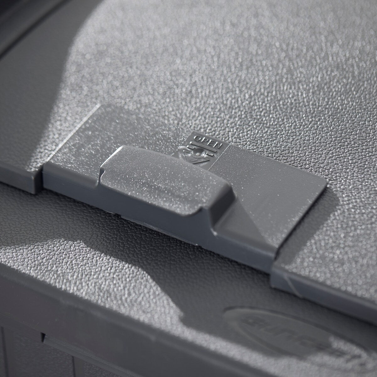 Suncast 30 Gallon Hideaway Trash, bidoni per rifiuti per esterni e cyberspazio