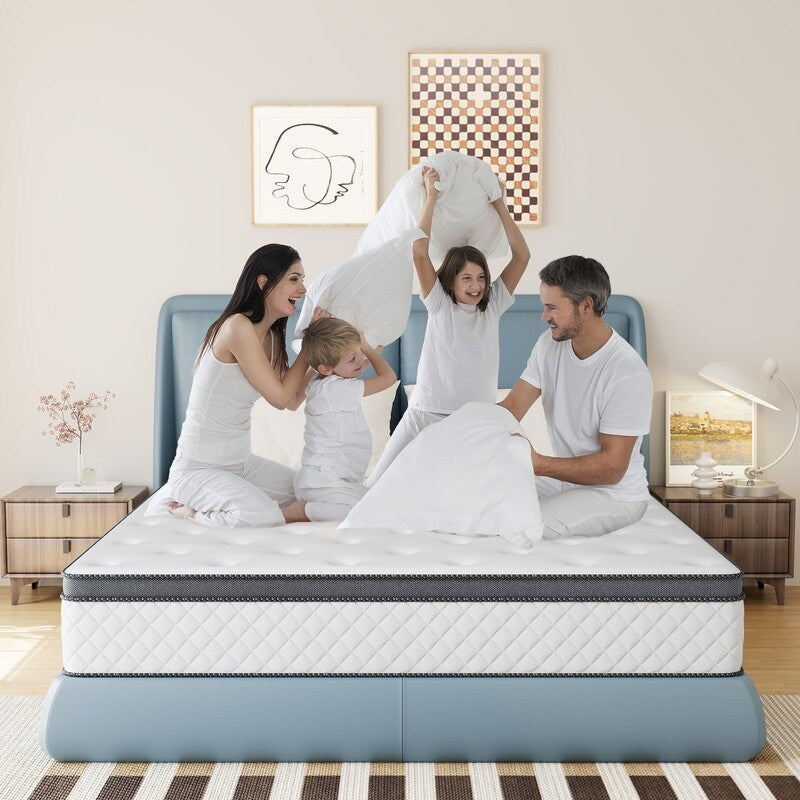 Materasso ibrido SweDrea da 10'' con livello di comfort medio, in una scatola. Materasso traspirante e rinfrescante.