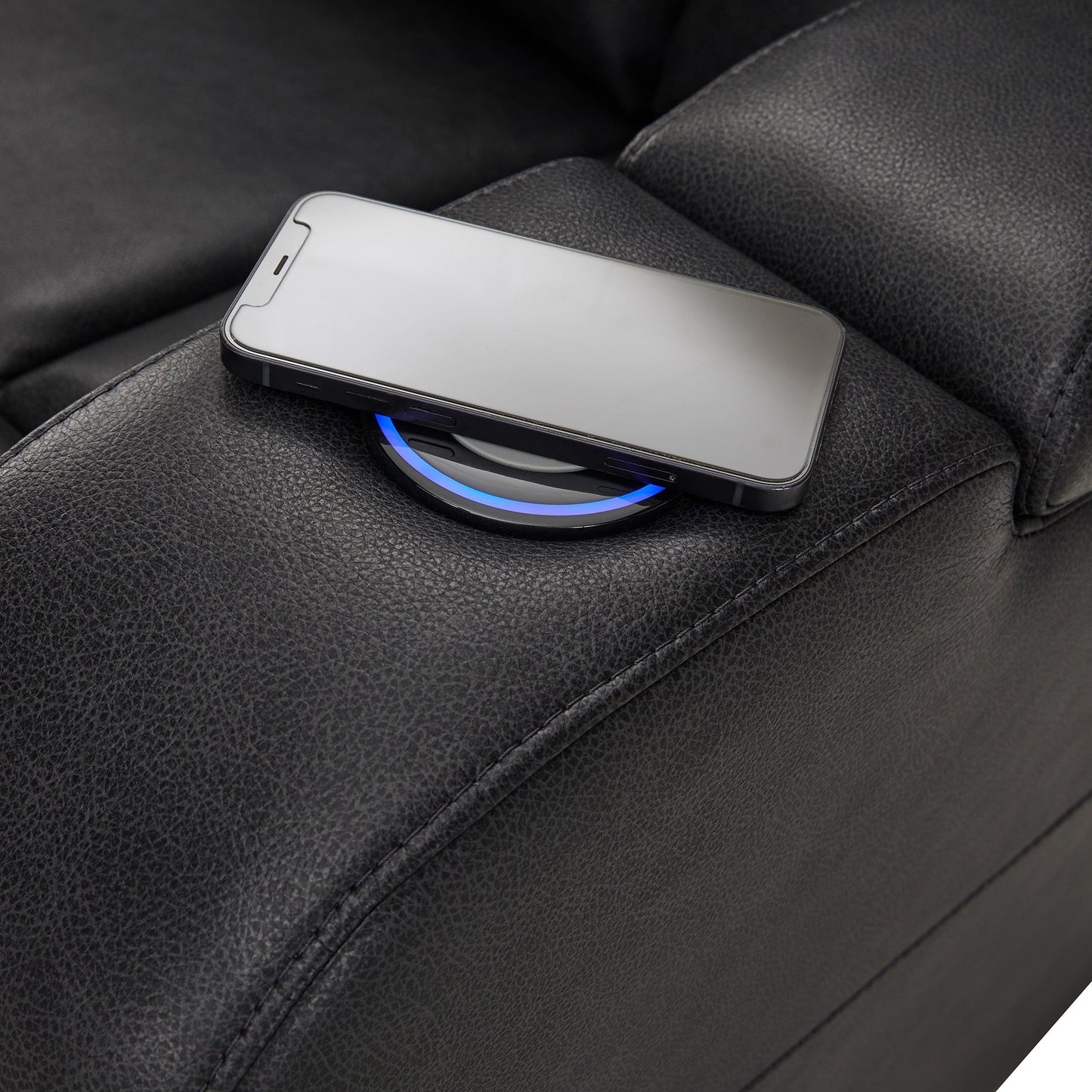 Poltrona reclinabile elettrica a LED in pelle vegana grigia Terlingua con altoparlante, spazio di archiviazione, USB e caricabatterie wireless di iNSPIRE Q Classic