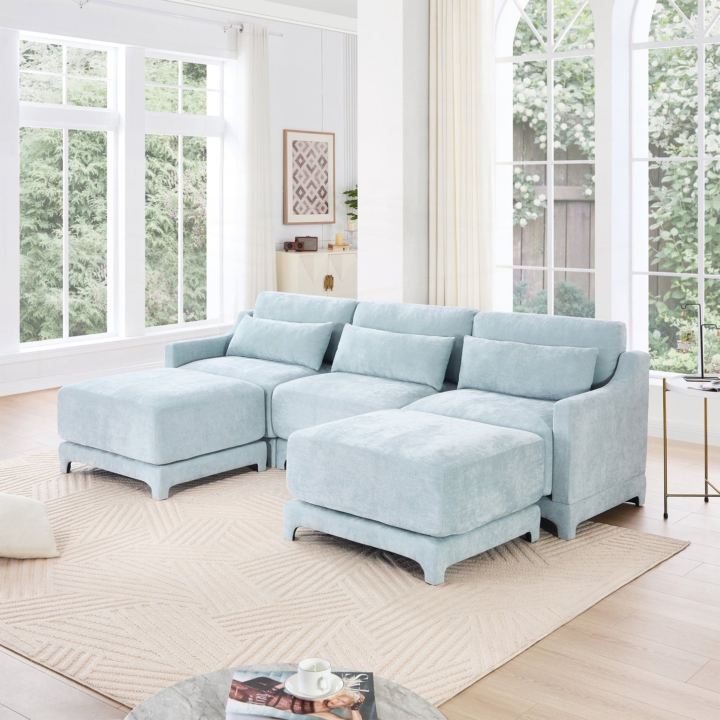 Divano a tre posti con 2 pouf mobili