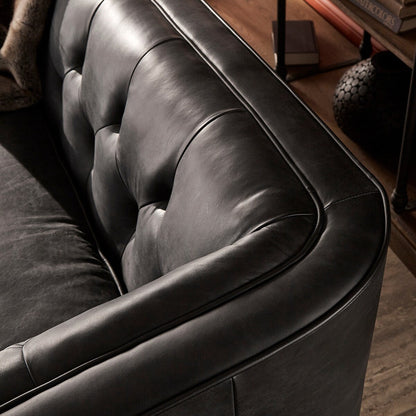 Divano a due posti Tullio in pelle nera con bottoni trapuntati di iNSPIRE Q Modern - Divano