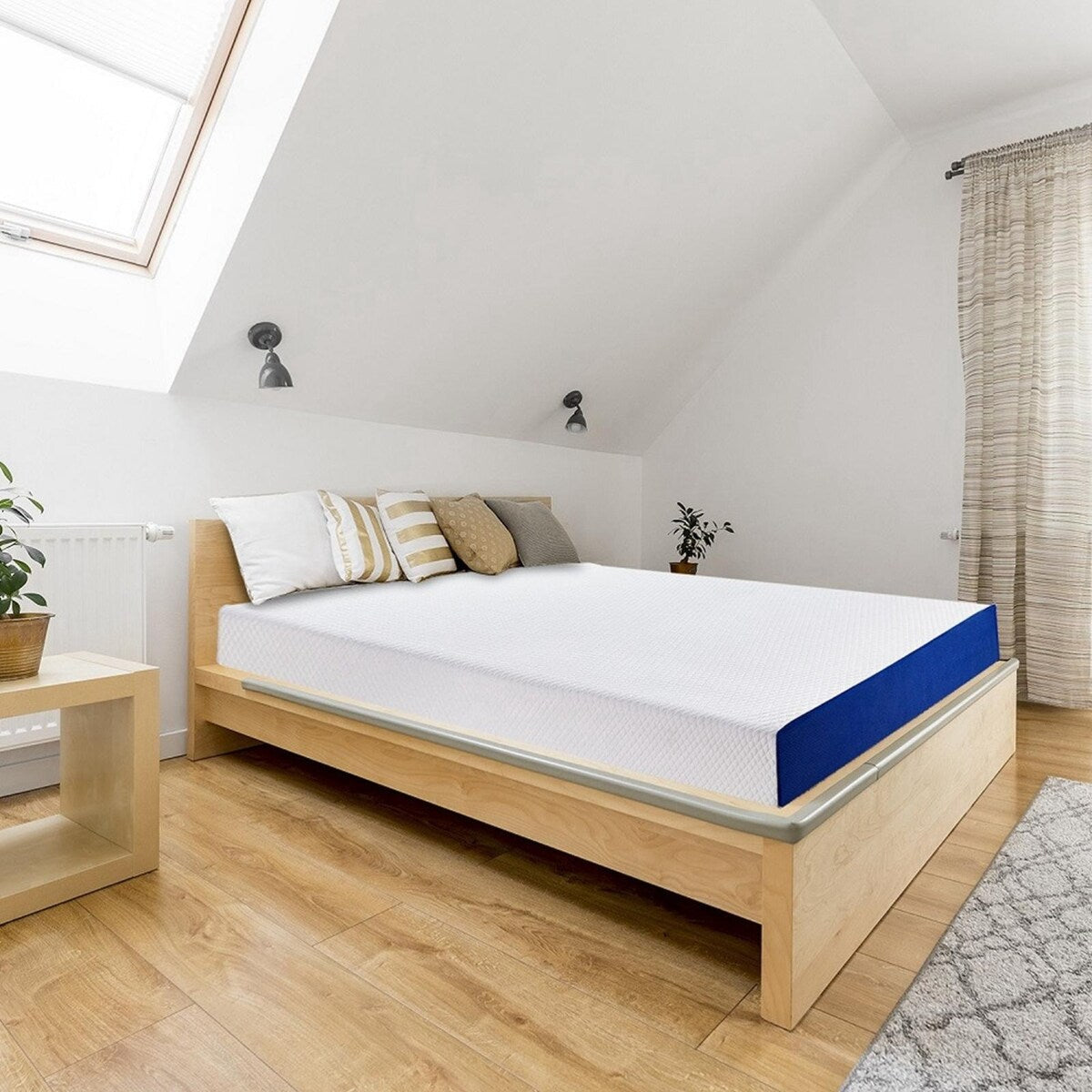 Selected Variant Image