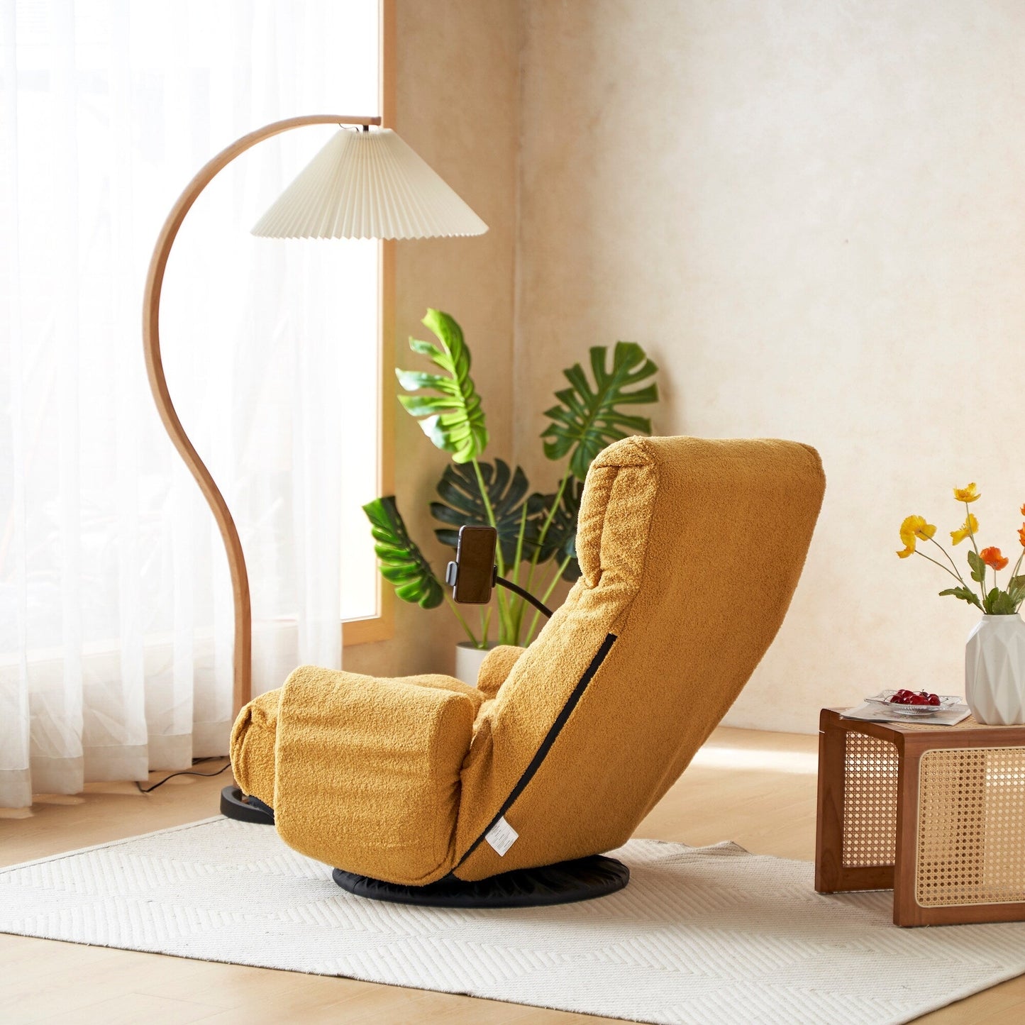 Poltrona reclinabile manuale imbottita girevole a 360° con supporto per cellulare, poggiatesta e schienale regolabili