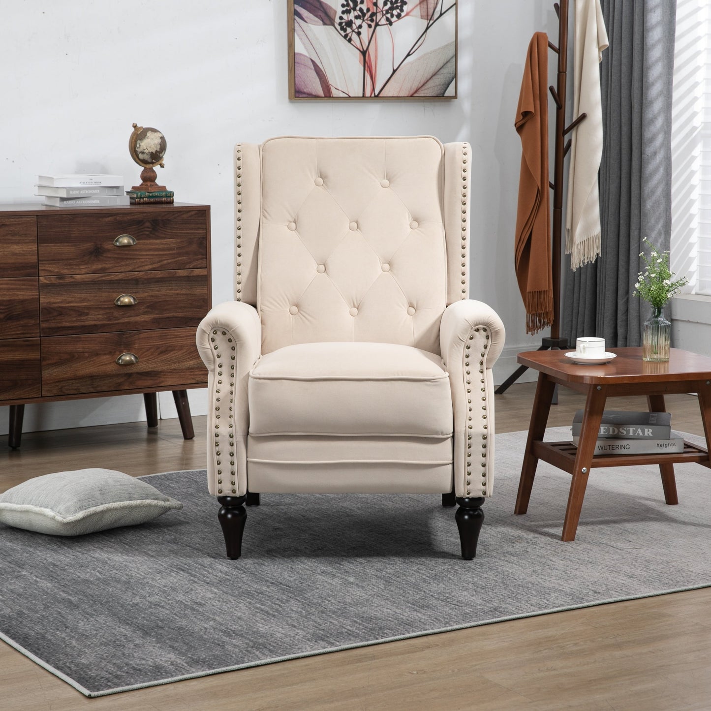 Poltrona reclinabile imbottita in velluto con borchie e gambe nere