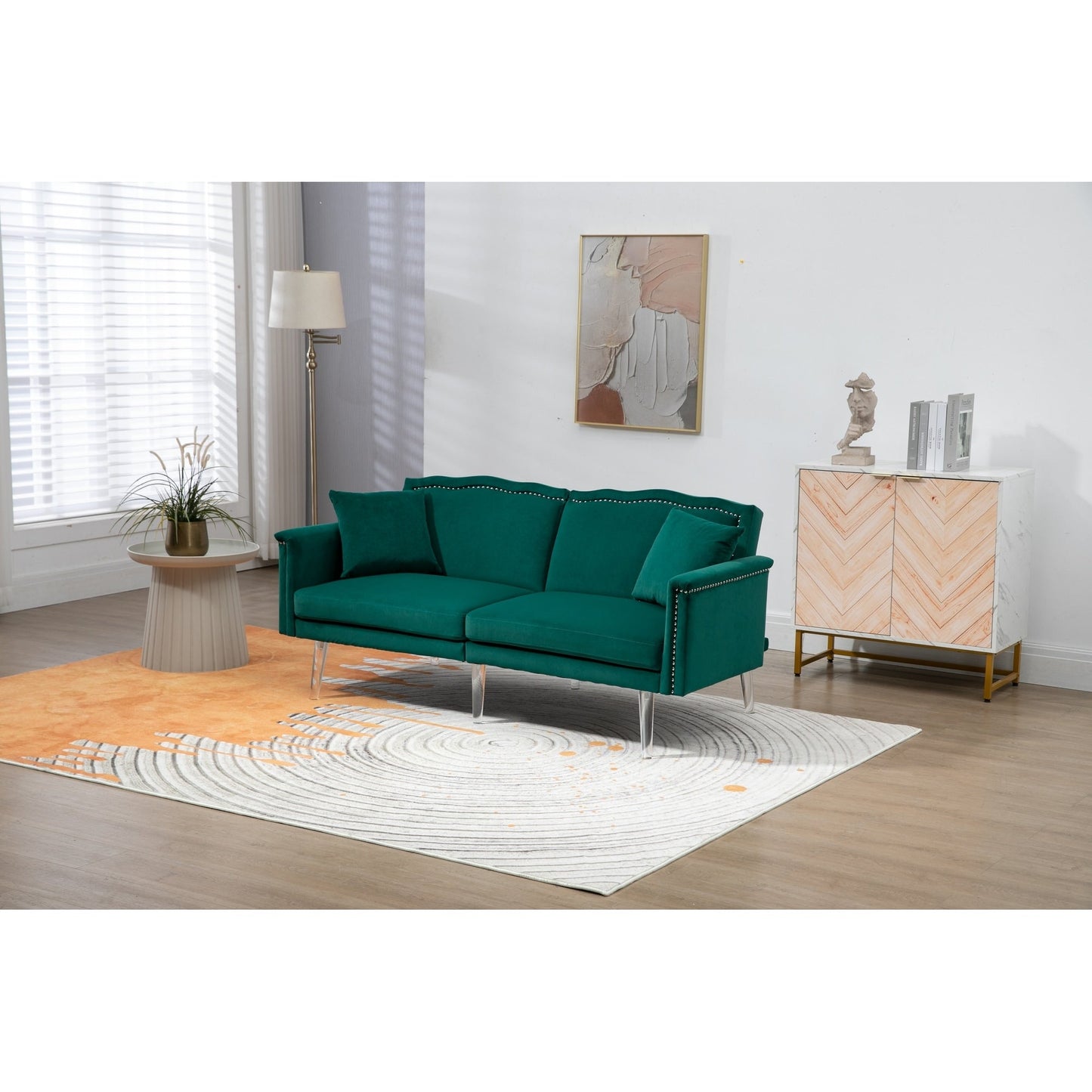 Divano letto a due posti con borchie rivestito in velluto e piedini in acrilico