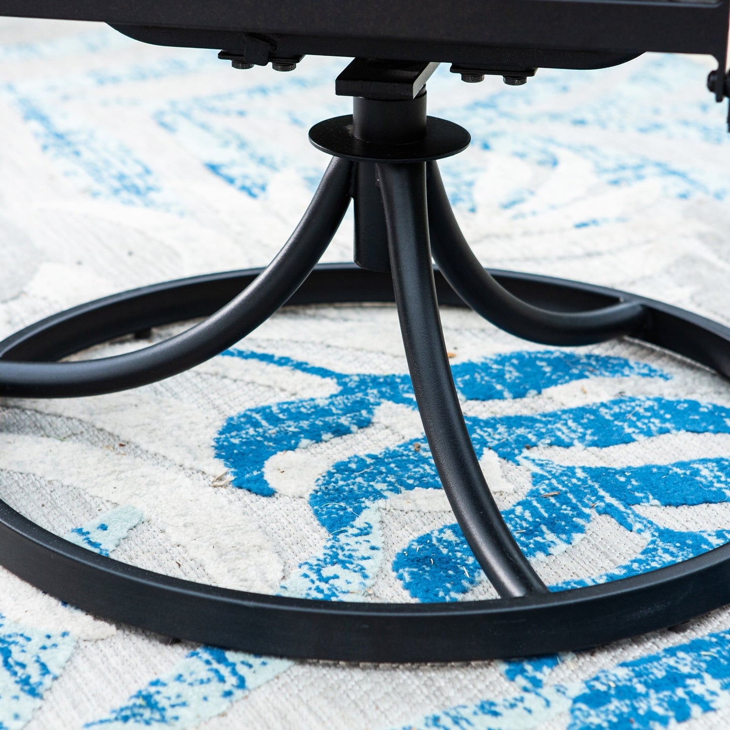 Set da pranzo per esterni Viewmont da 5 pezzi di Havenside Home