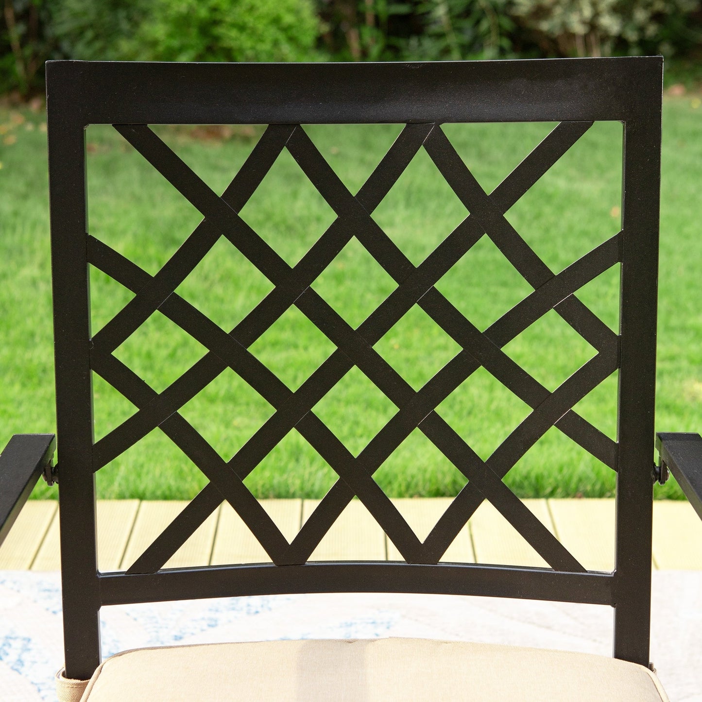 Set da pranzo per esterni Viewmont da 5 pezzi di Havenside Home