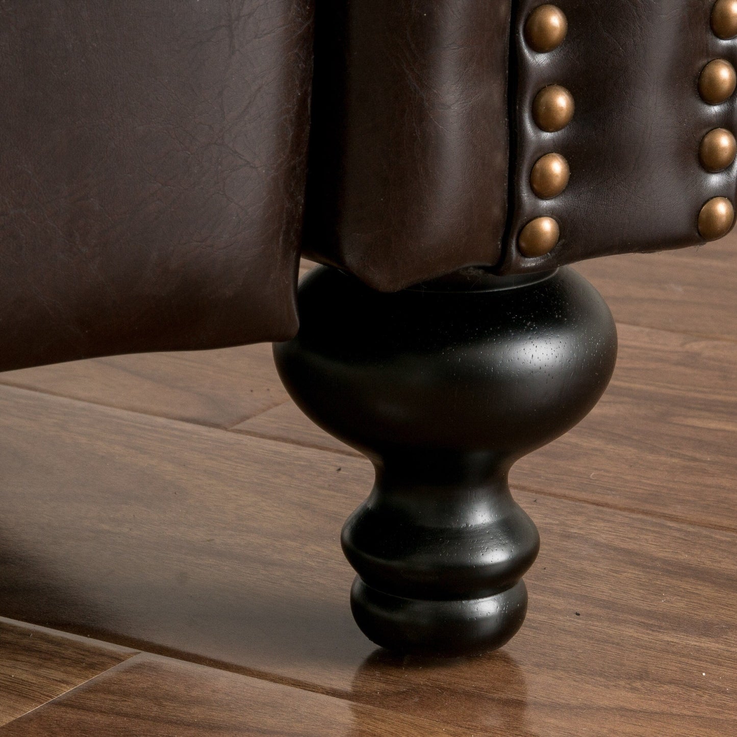 Poltrona reclinabile Waldo Button con schienale imbottito e finiture a borchie