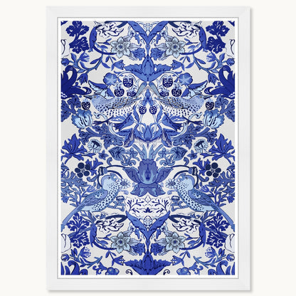 Stampe artistiche tropicali chinoiserie con cornice blu di Wynwood Studio Tropical Collage