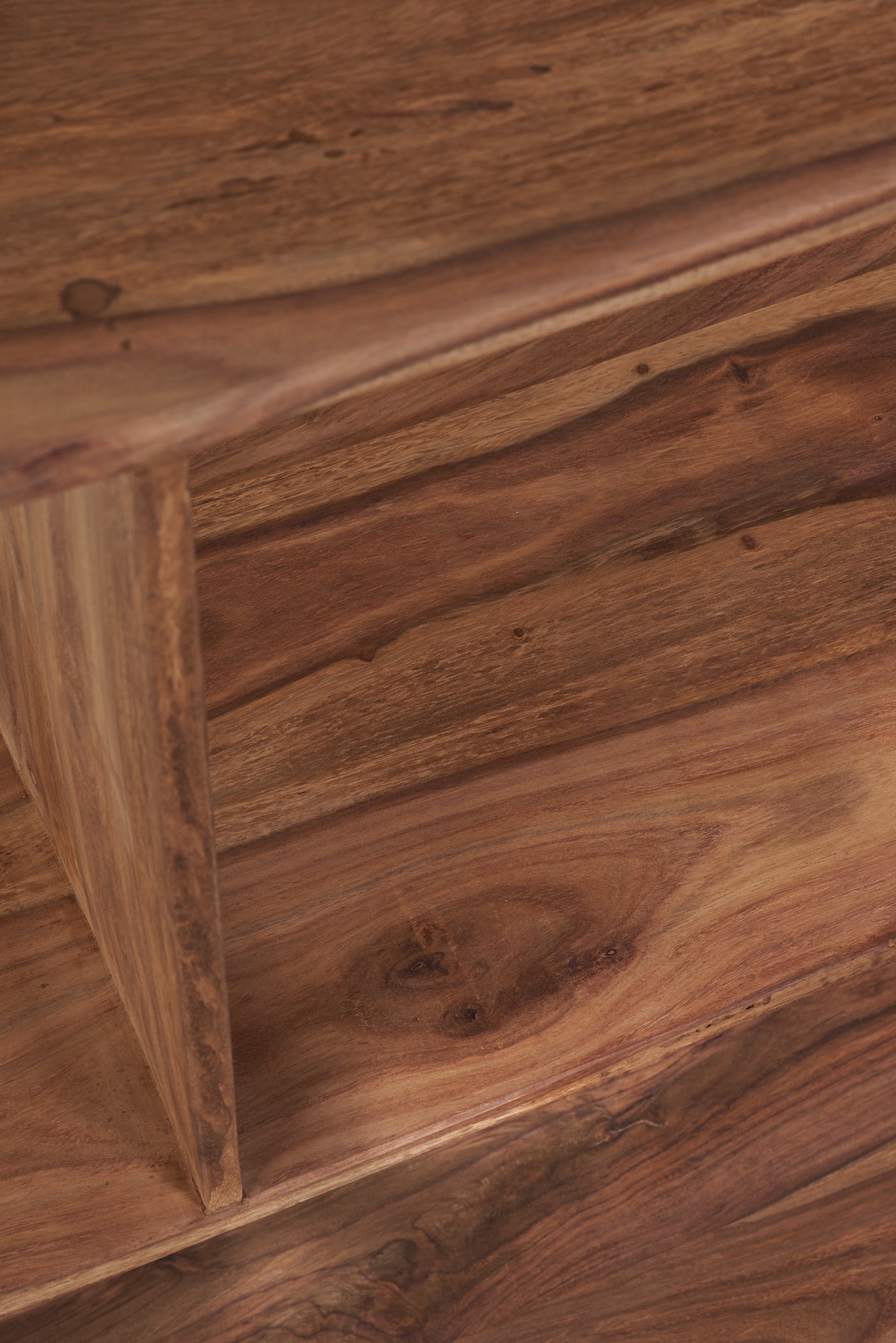 Libreria sfalsata 5 ripiani in legno naturale