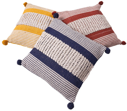 Pon pon - cuscino rosso e bianco con pon pon