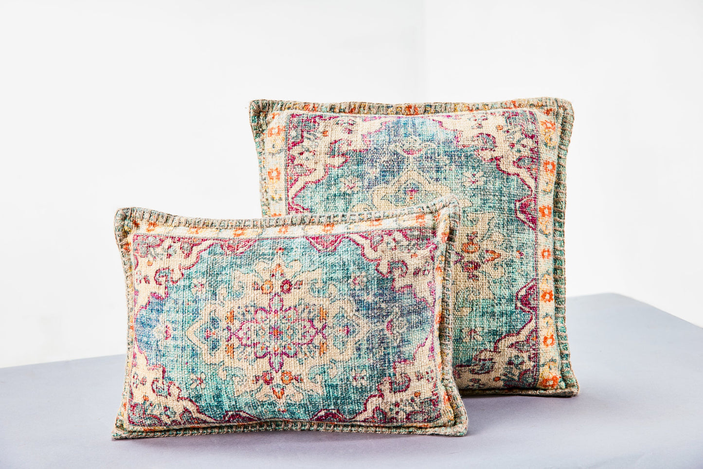 Alfonsina - Cuscino Stampa Vintage Tonalita Celeste Con Interno