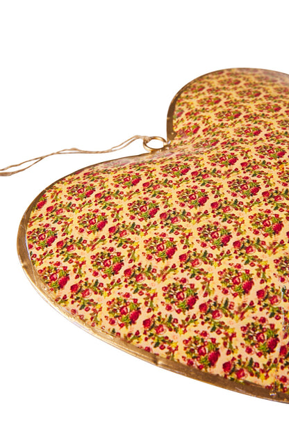 Dolce - Cuore Da Appendere Ocra Con Fiorellini Rossi